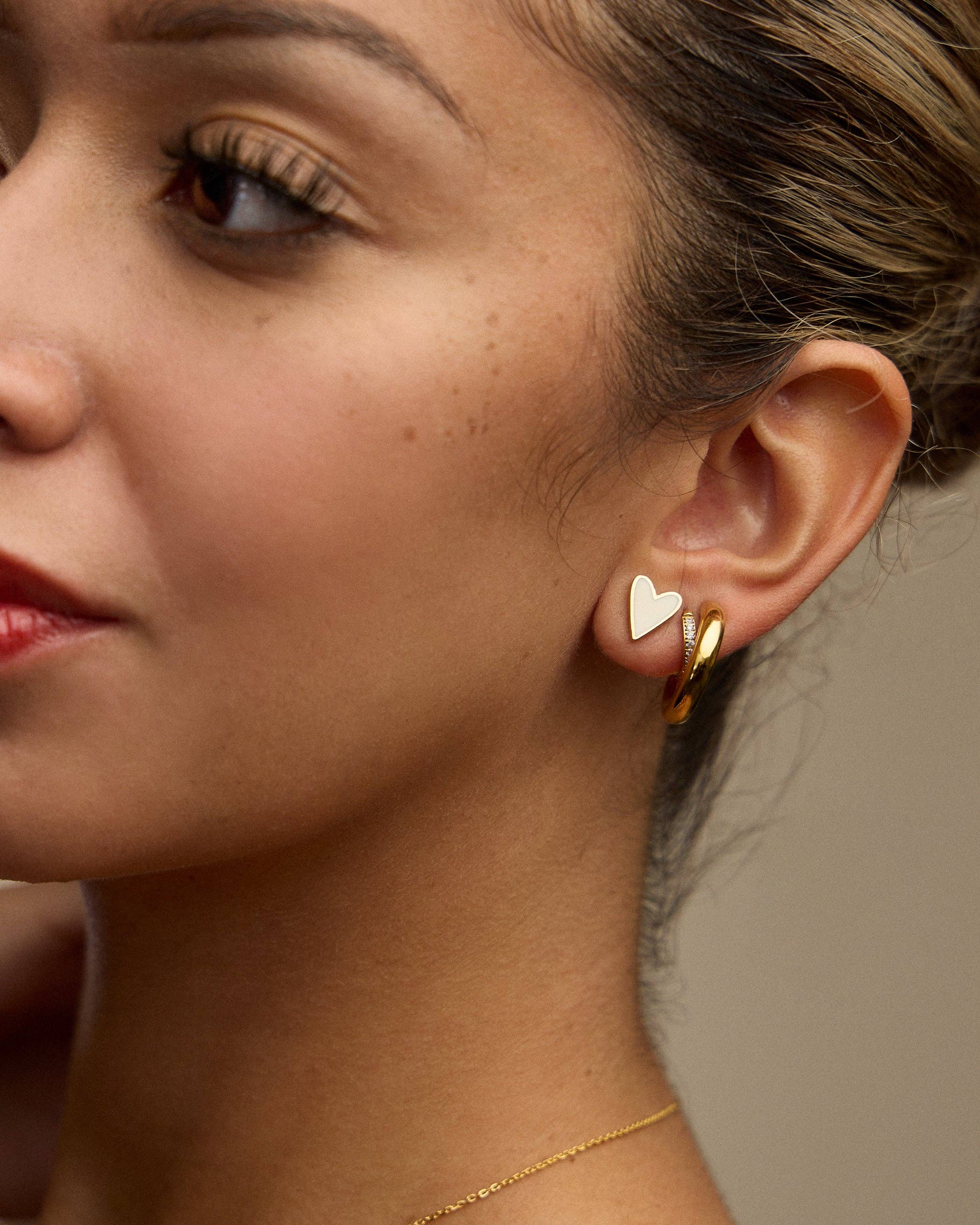 Enamel Heart 18K Gold Dip Stud Earrings: Mint / One / JE-654