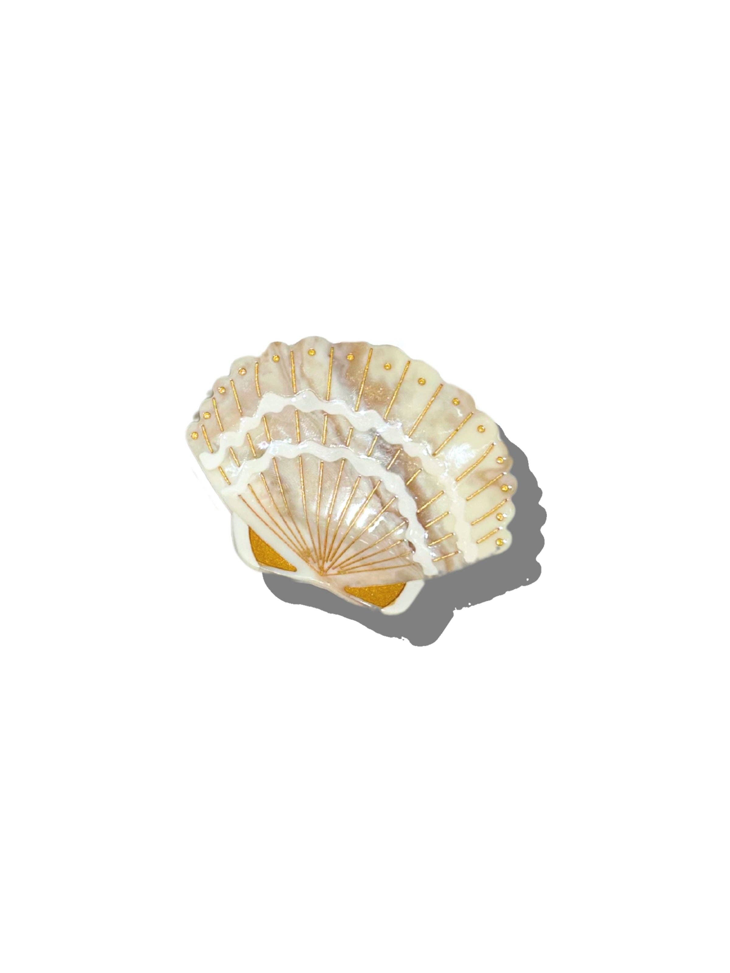 Seashell Claw Hair Clip - Golden Sand